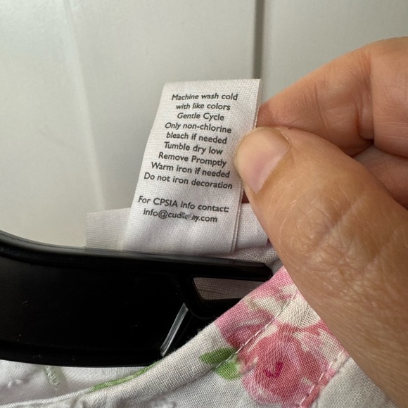 Laura Ashley London 3-6 month pink floral one piece with snap closure K1.2 - Picture 8 of 8